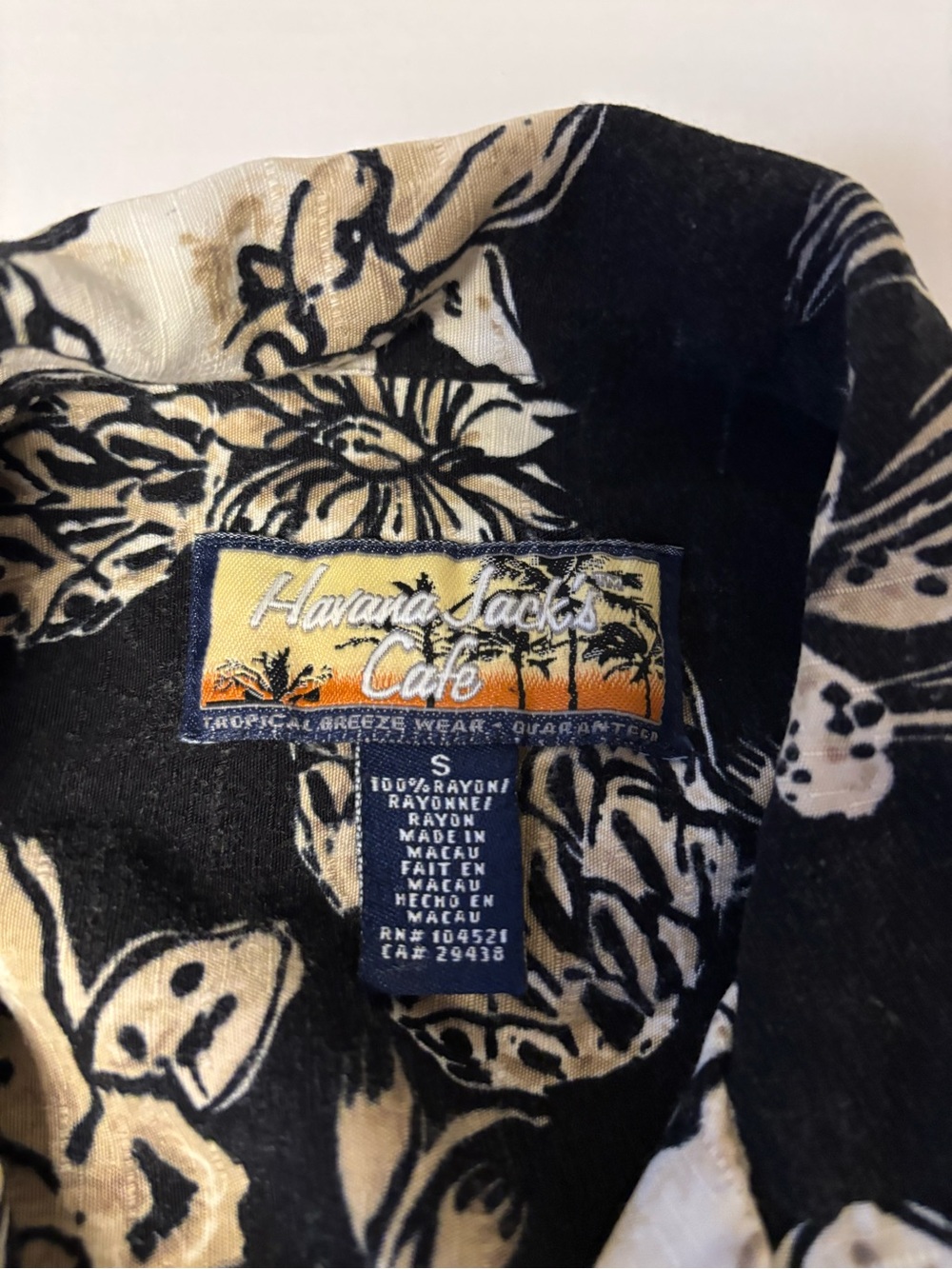 Havana Jack's Cafe Black and Cream Floral Men's Button-Down Shirt